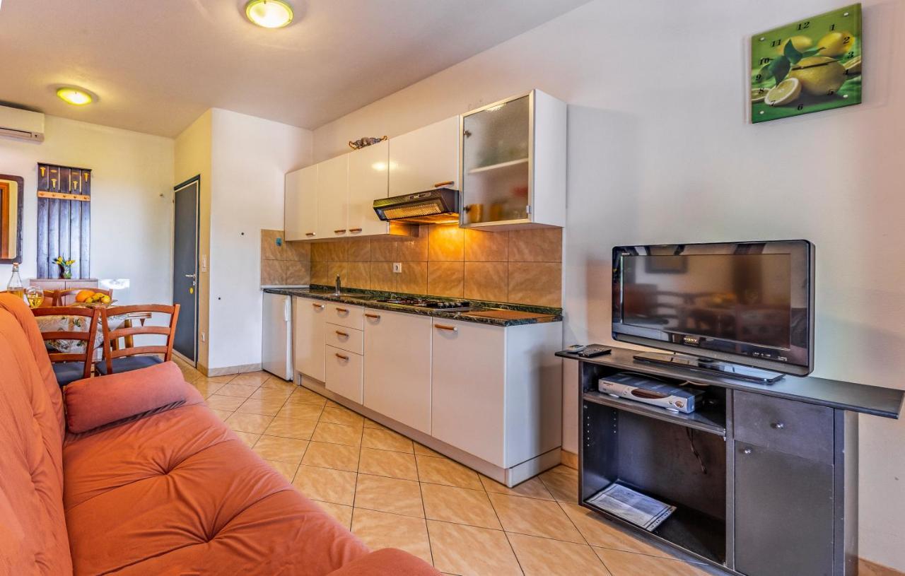 House Mocibob Apartment Tar-Vabriga Exterior photo